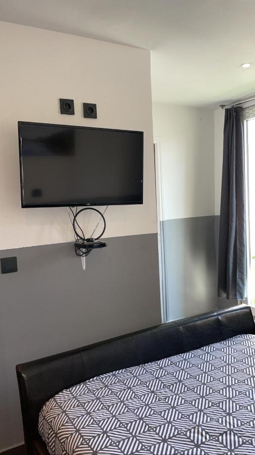 מרסיי Hotel Nd Five מראה חיצוני תמונה