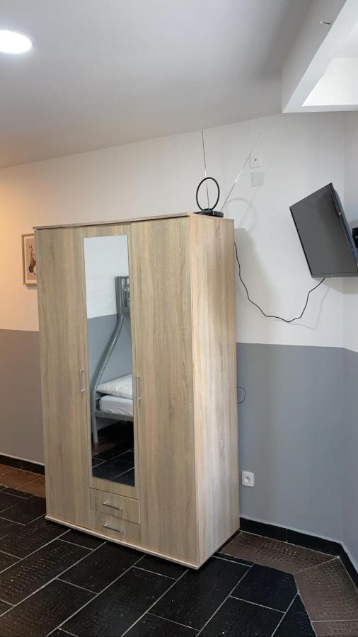 מרסיי Hotel Nd Five מראה חיצוני תמונה
